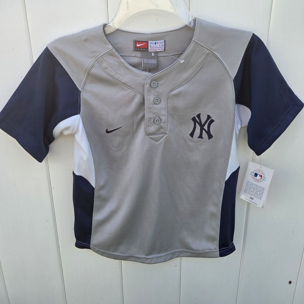 New York Yankees Baseball Jersey MLB Apparel Nike Size 6